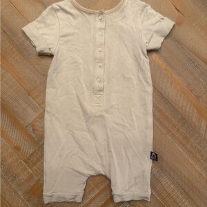 Rags to Raches Essentials Beige Romper 6-12 months